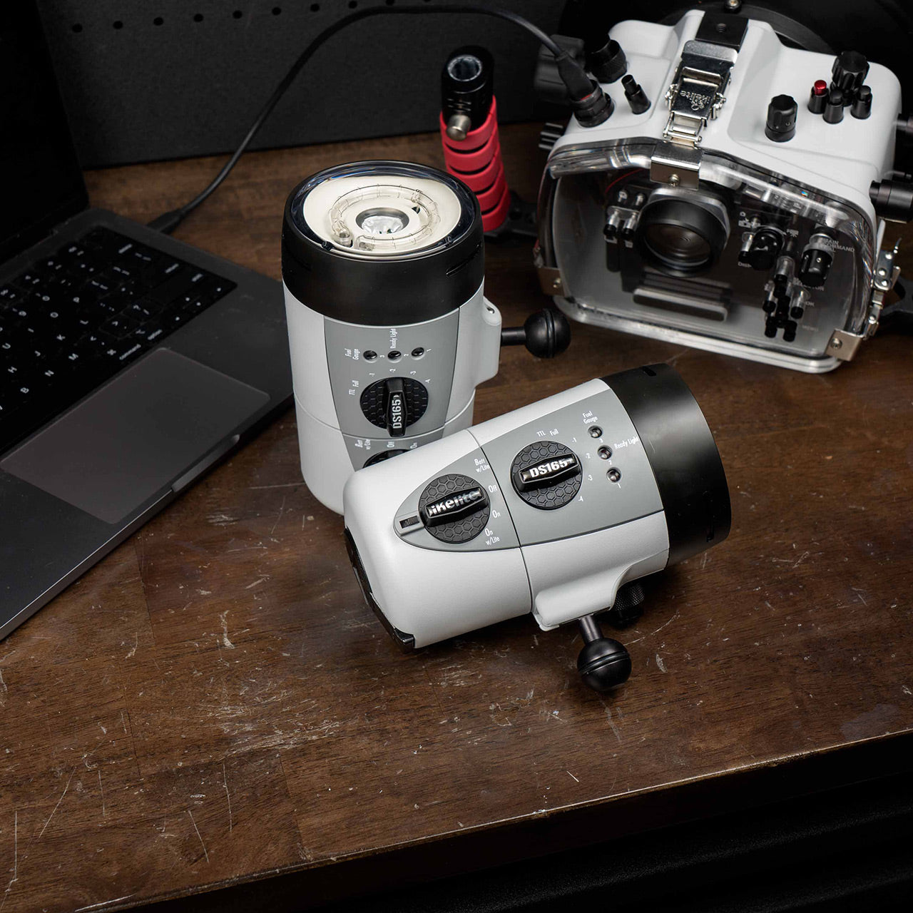 Ikelite DS165 TTL Strobe – Electrical Bulkhead