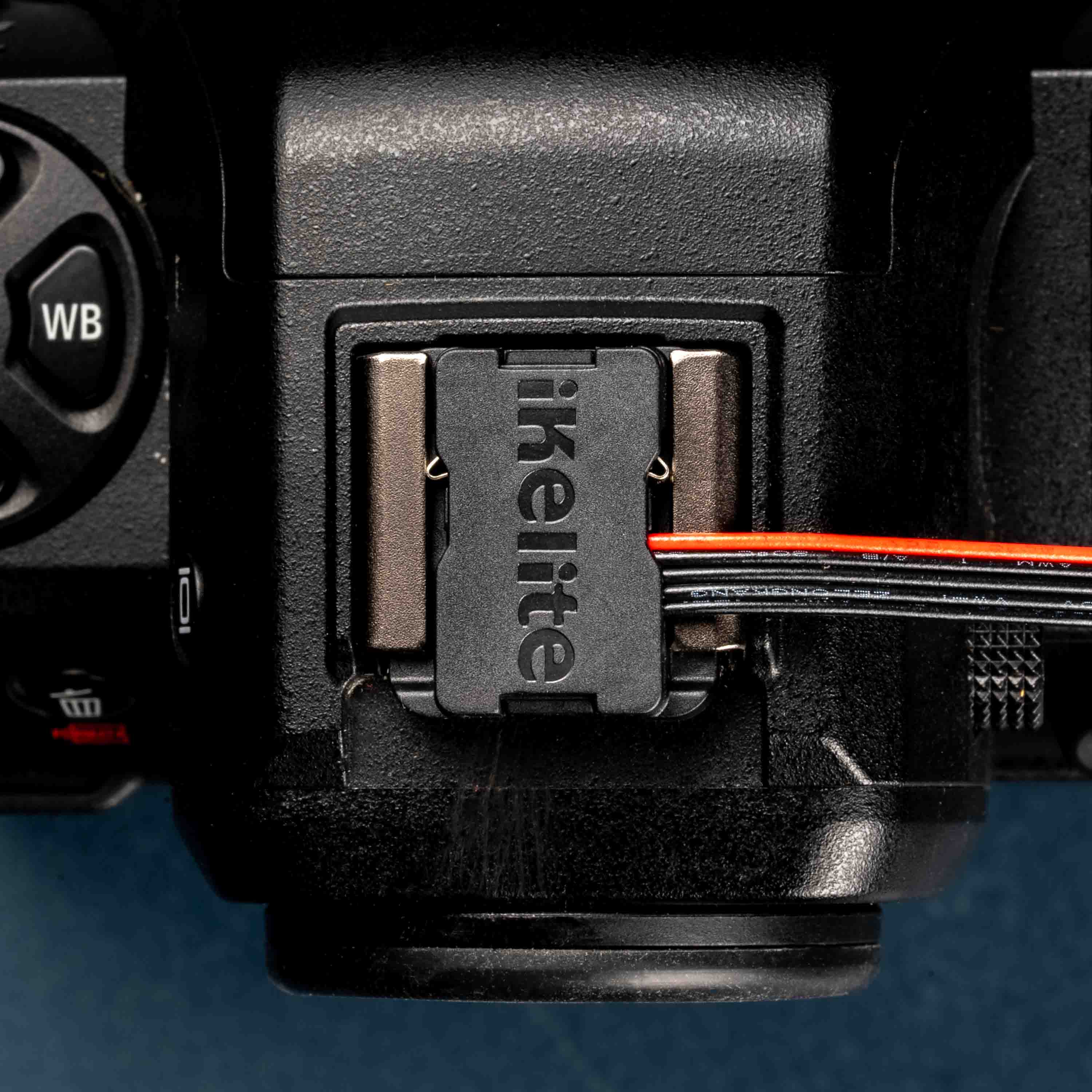 Ikelite N4R Nikon Auto Hotshoe Right